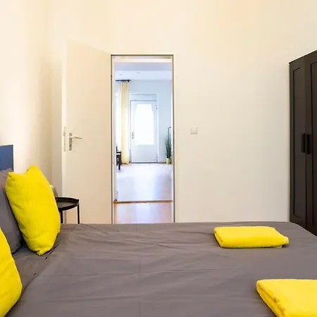 One Bedroom Apartment Berlin Neukoelln